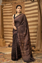 Load image into Gallery viewer, AJRANI BOOTA HALF TISSUE BLACK SAREE
