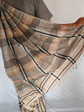 Load image into Gallery viewer, DYNA COTTON KHADI STRIPED HANDMADE SAREE
