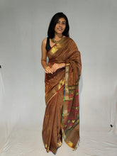 Load image into Gallery viewer, RONI COTTON ZARI CHECKS HANDMADE SAREE
