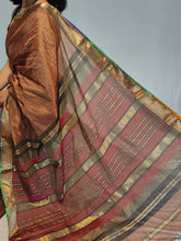 Load image into Gallery viewer, RONI COTTON ZARI CHECKS HANDMADE SAREE
