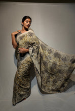 Load image into Gallery viewer, NIGRAH KHADI ECO PRINT HANDWOVEN SAREE
