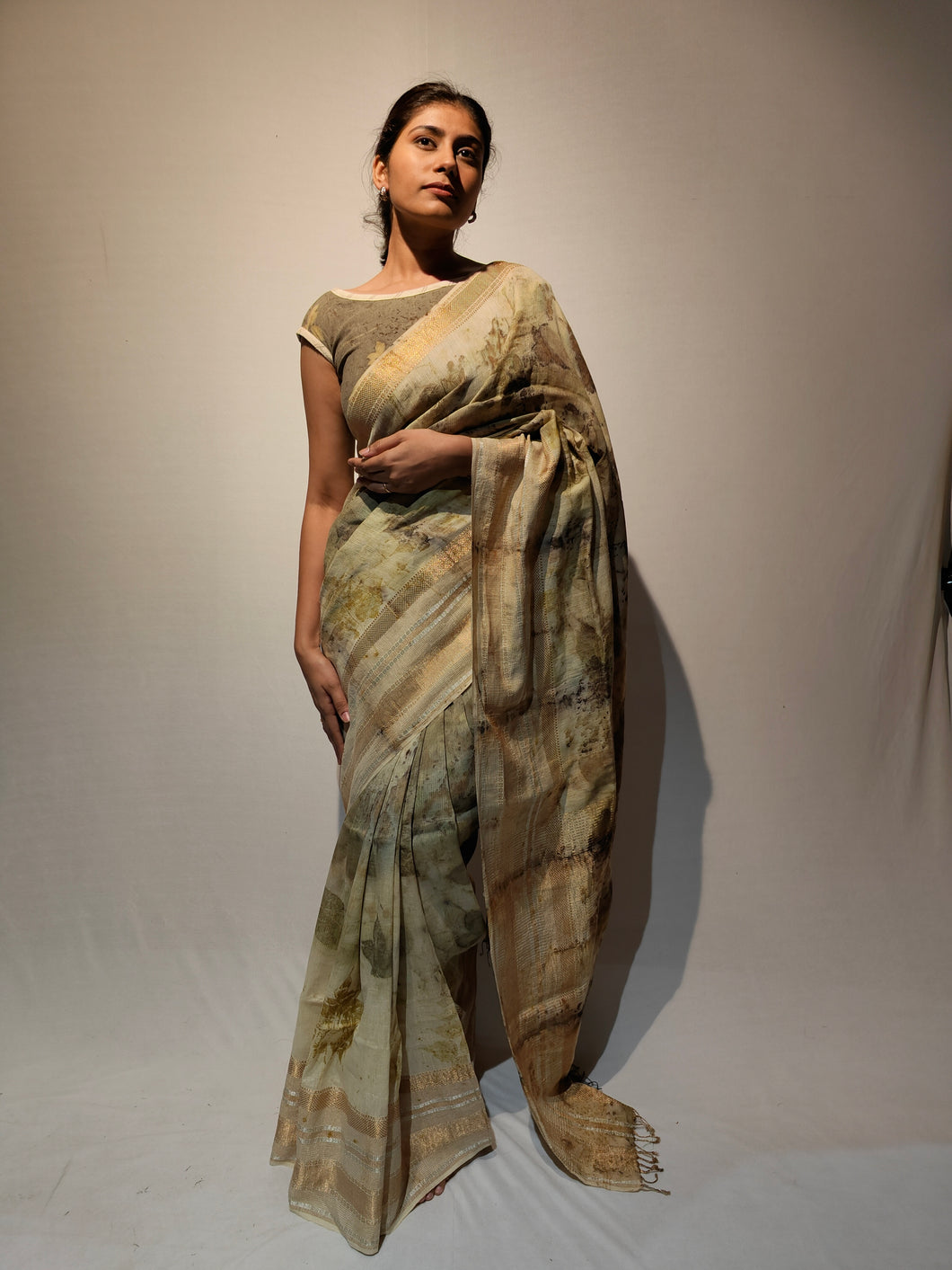 QUEEN COTTON LINEN DOBBY ECO PRINT SAREE