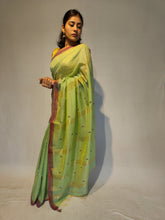 Load image into Gallery viewer, PATTI COTTON DOBBY BOOTI HANDWOVEN SAREE
