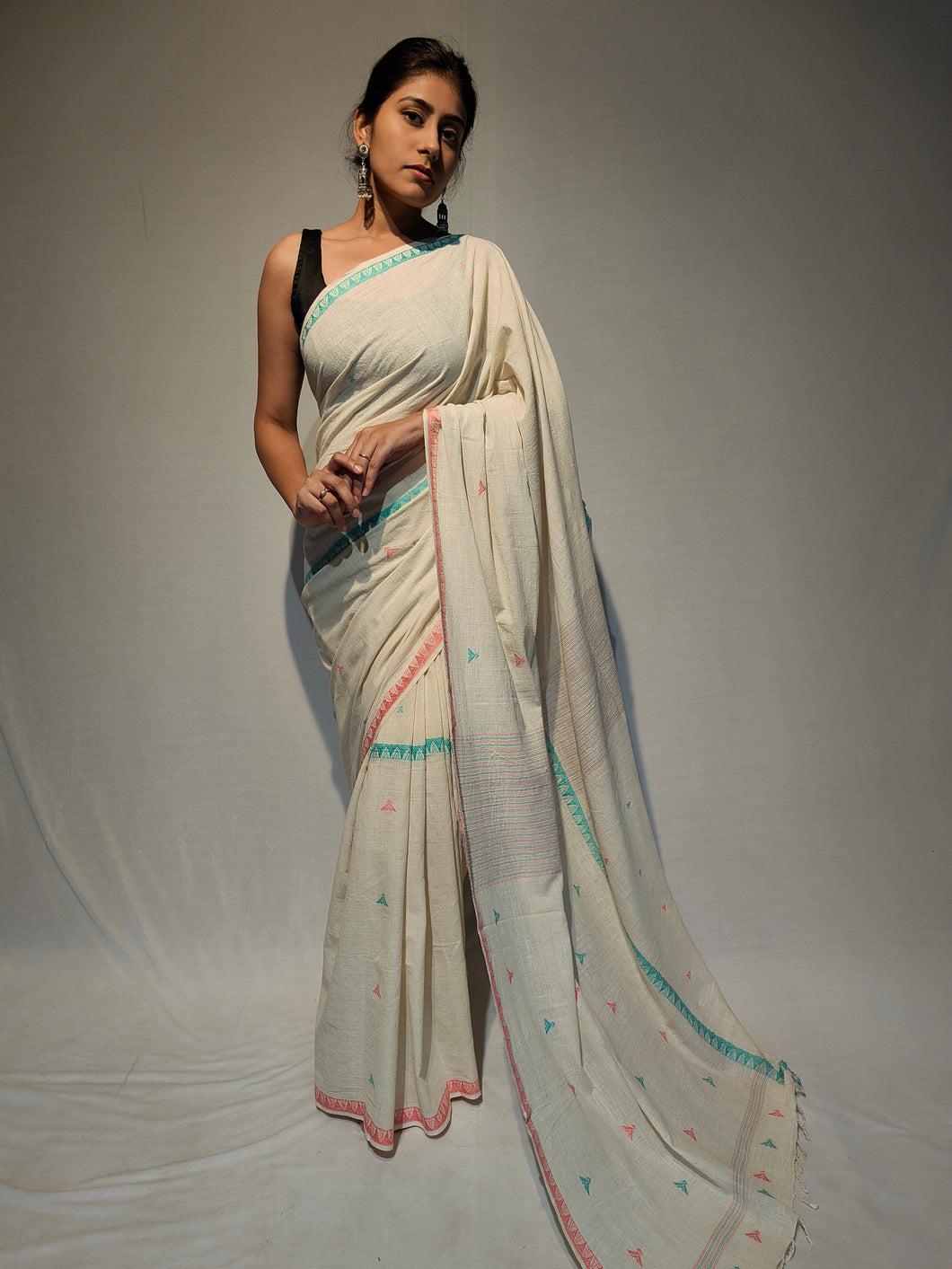 KUNDAL KHADI DOBBY BOOTI HANDWOVEN SAREE